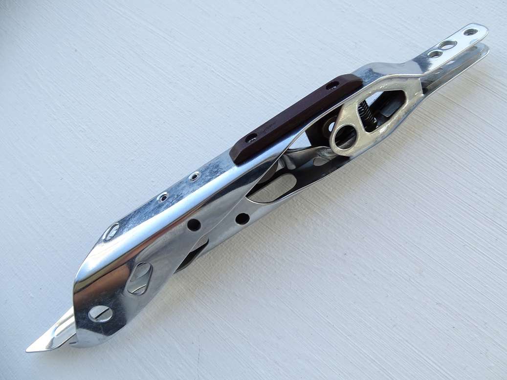 PNO14480 Nuovo Pignone LHS Gripper Complete FAST